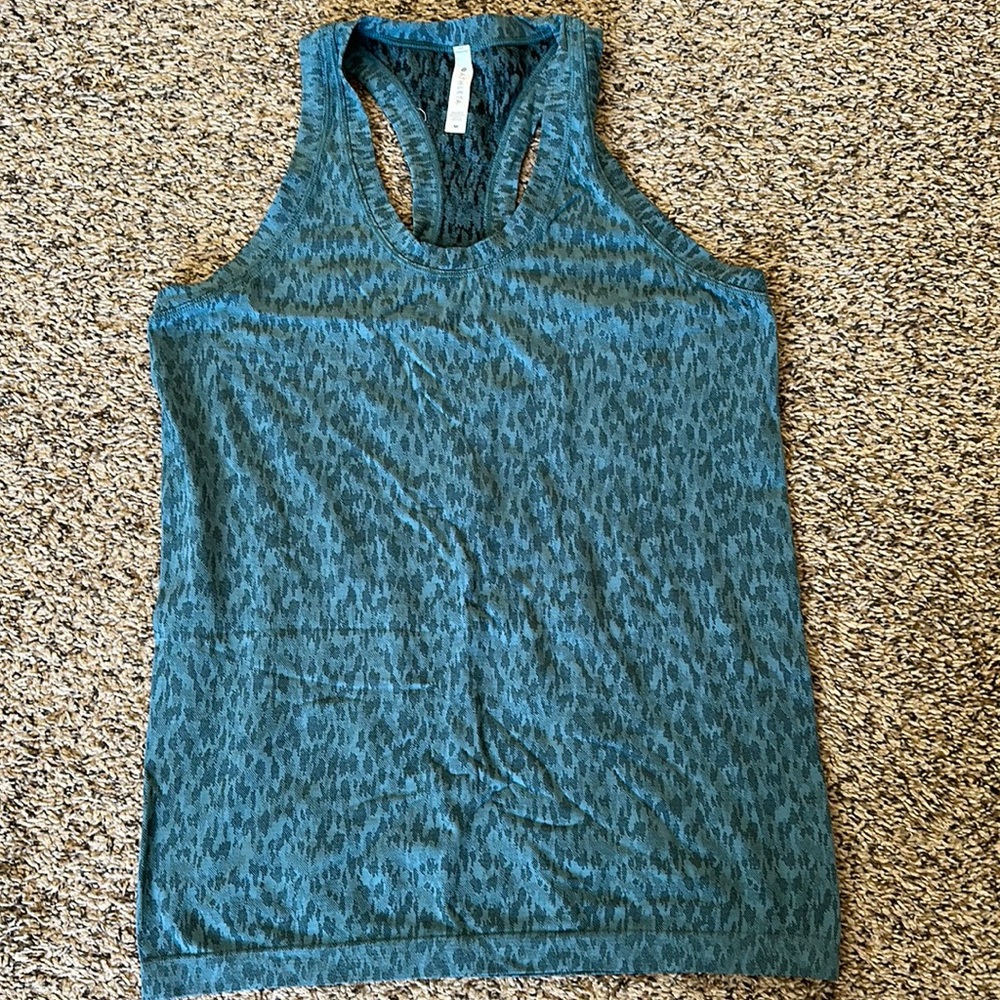 Athleta women’s tank top